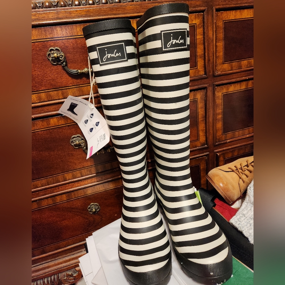 Rain boots